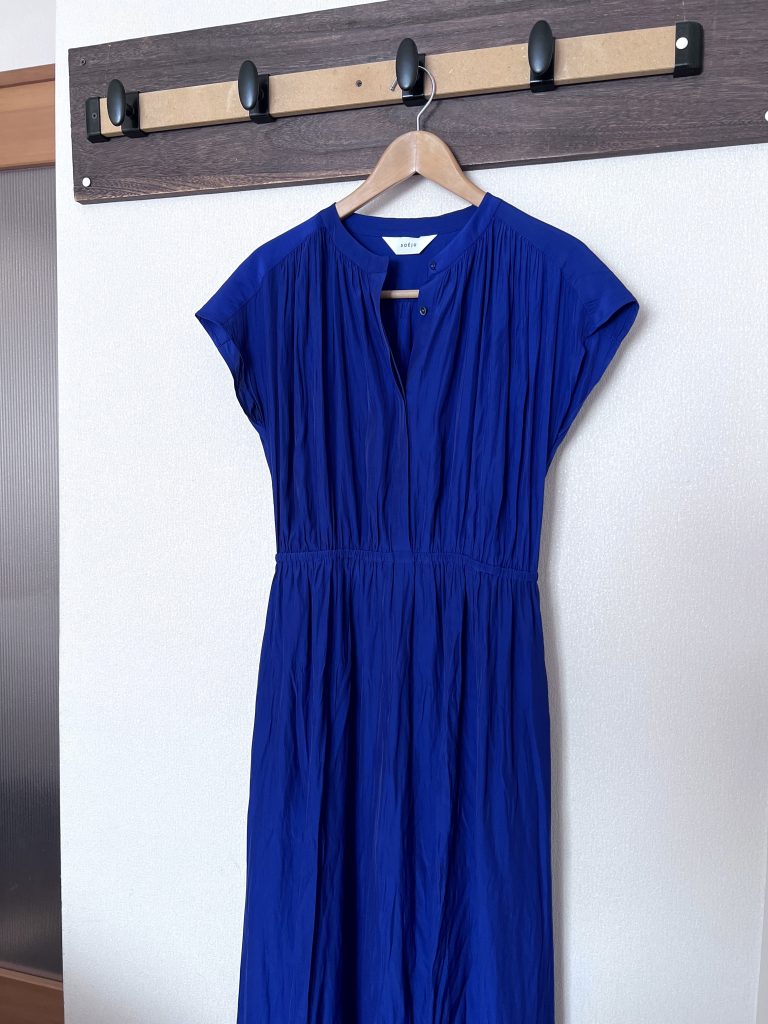 ソージュ デシンギャザーワンピース