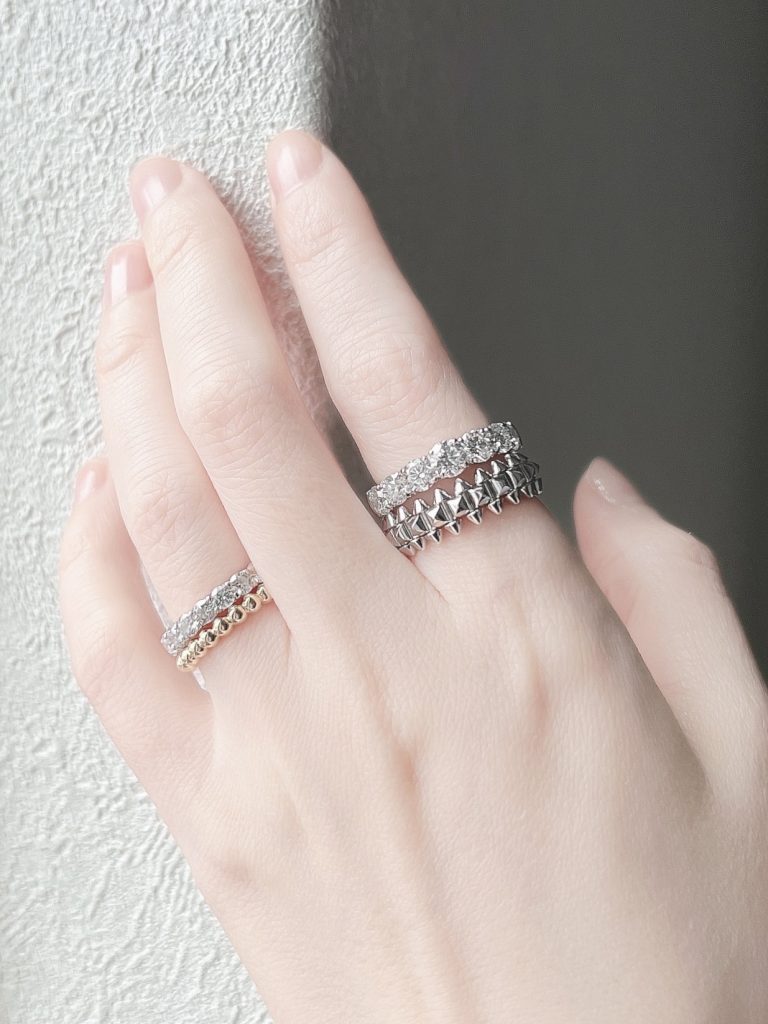 クラッシュ リング 重ね付け