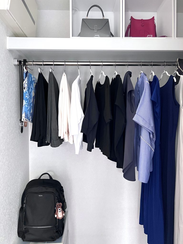 ミニマリスト クローゼット 夏 2025